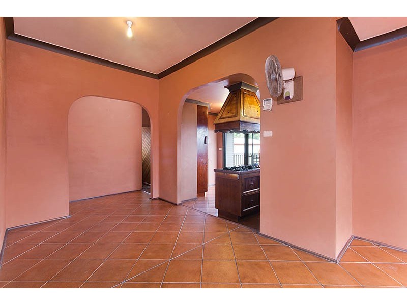 16 Leawarra Avenue, Warilla NSW 2528