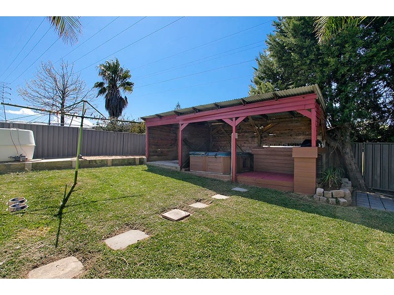 29 Gilba Rd, Koonawarra NSW 2530