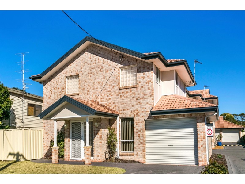 1/58-60 Peterborough Avenue, Lake Illawarra NSW 2528