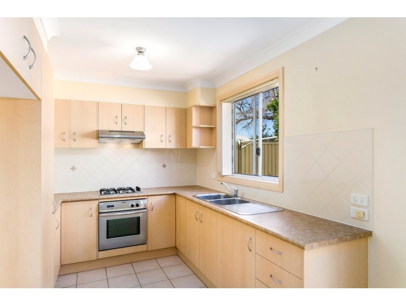 1/58-60 Peterborough Avenue, Lake Illawarra NSW 2528