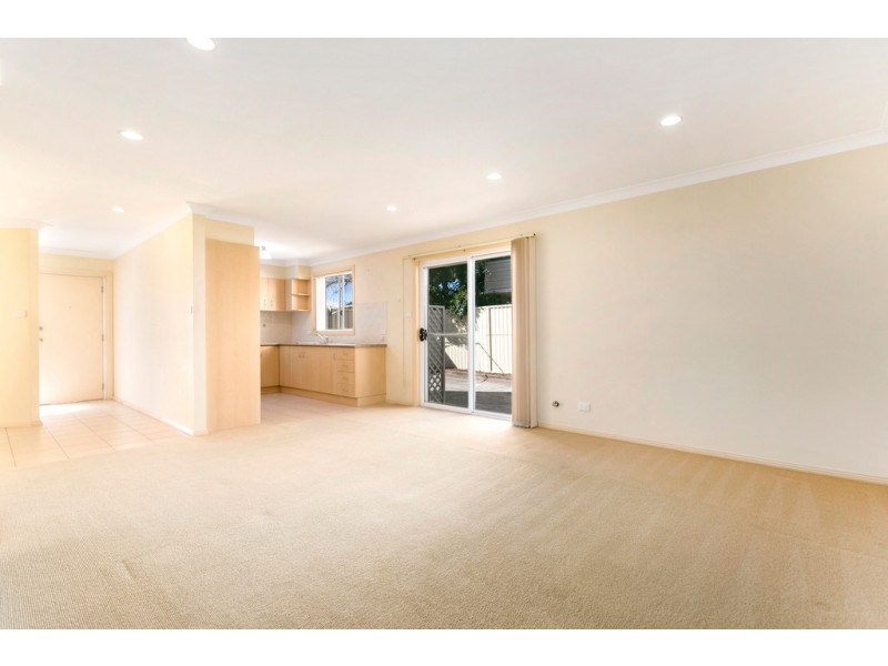 1/58-60 Peterborough Avenue, Lake Illawarra NSW 2528