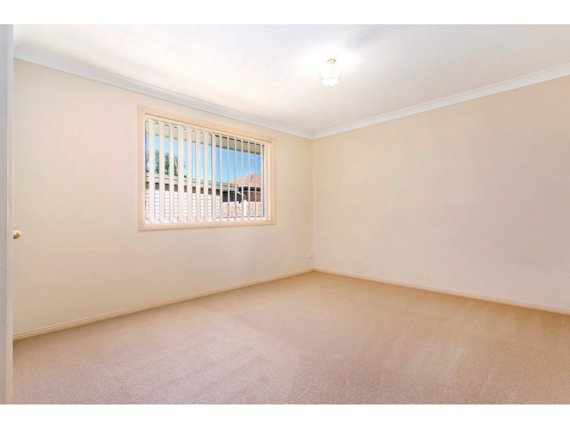 1/58-60 Peterborough Avenue, Lake Illawarra NSW 2528