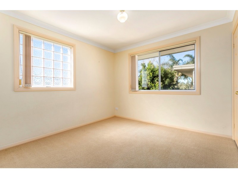 1/58-60 Peterborough Avenue, Lake Illawarra NSW 2528