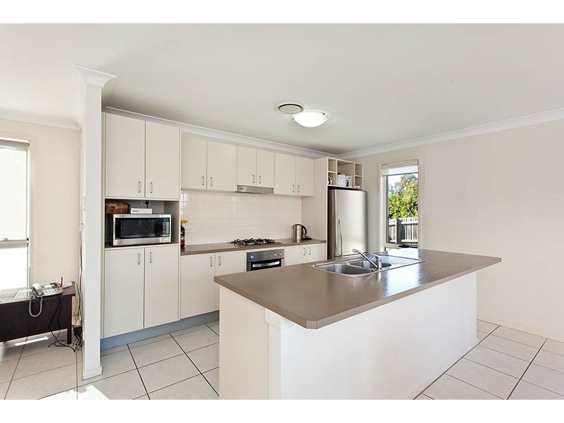 6 Bendoura Crescent, Flinders NSW 2529