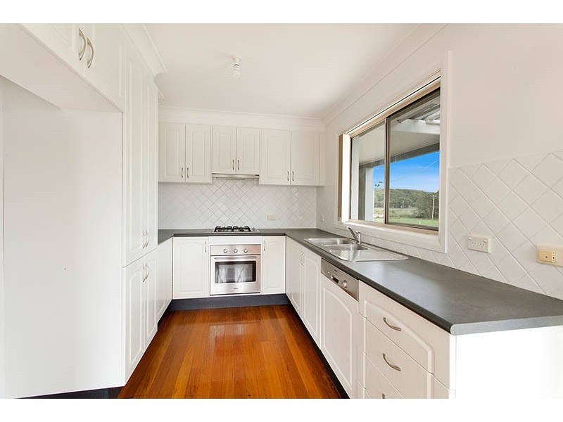 14 Beach Road, Shellharbour NSW 2529