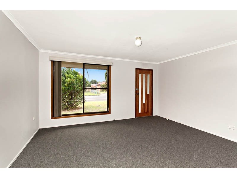 6 Jarrah Way, Albion Park Rail NSW 2527