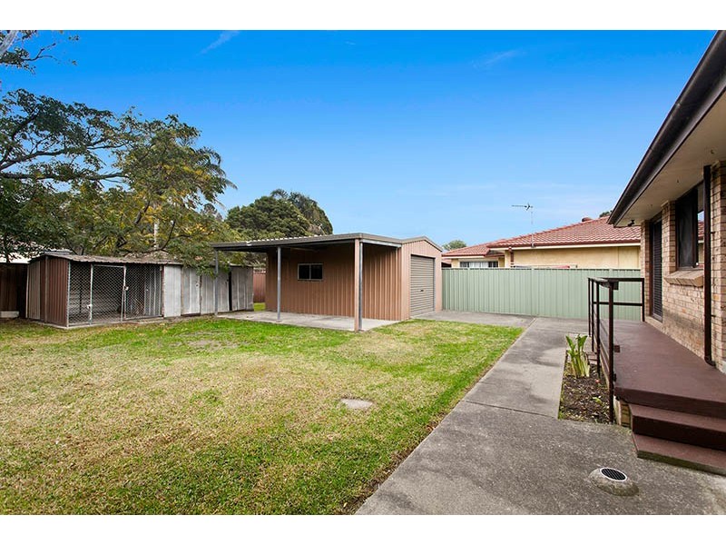 6 Jarrah Way, Albion Park Rail NSW 2527
