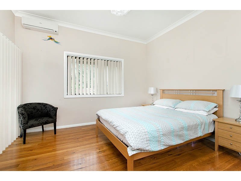 7 View Street, Lake Illawarra NSW 2528