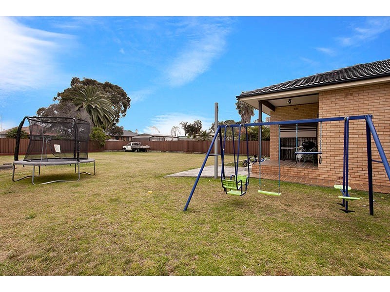 7 View Street, Lake Illawarra NSW 2528