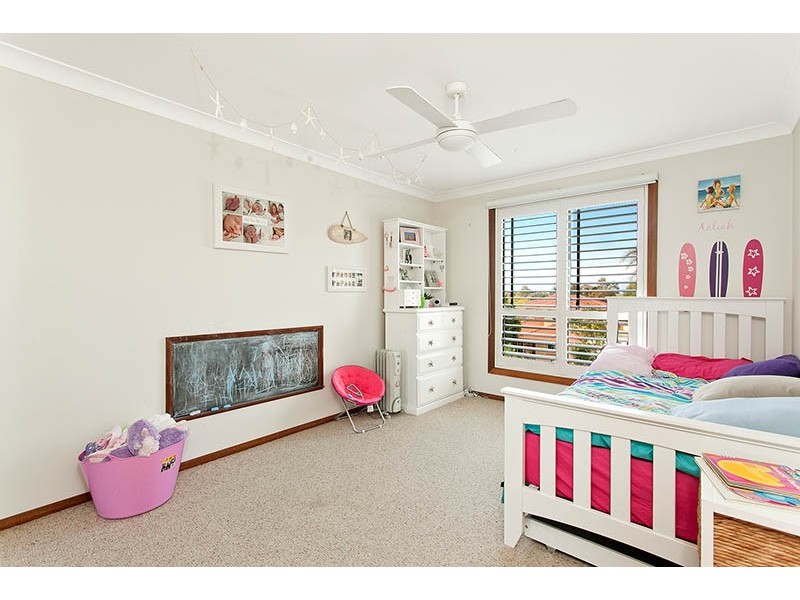 26 Eucumbene Avenue, Flinders NSW 2529