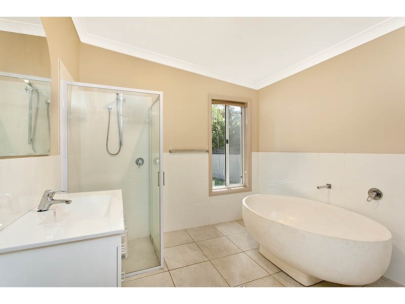 49 Helen Street, Warilla NSW 2528