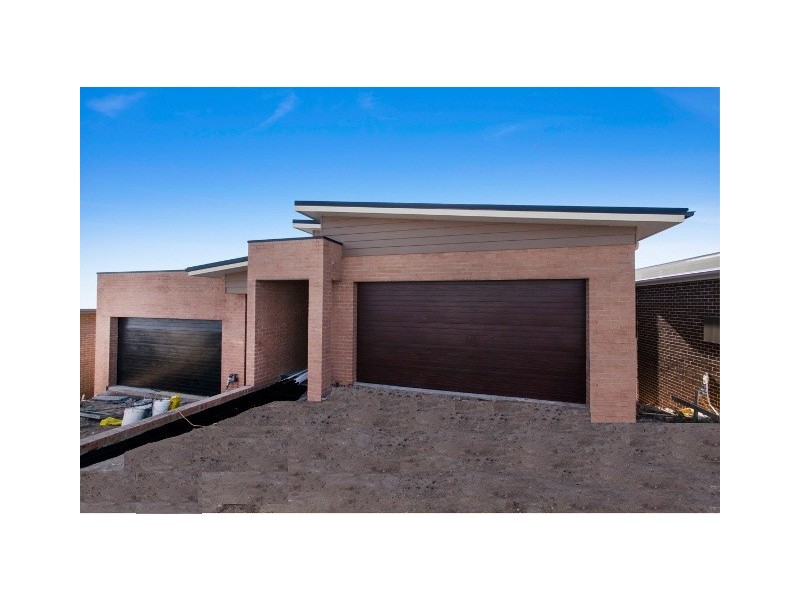 16 Foster Road, Flinders NSW 2529