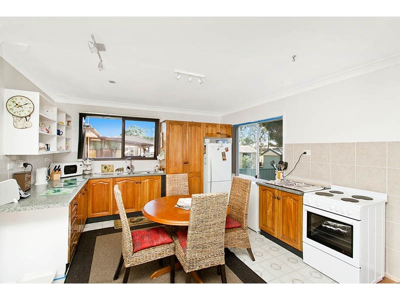 59 Elm Street, Albion Park Rail NSW 2527