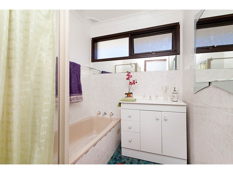 59 Elm Street, Albion Park Rail NSW 2527