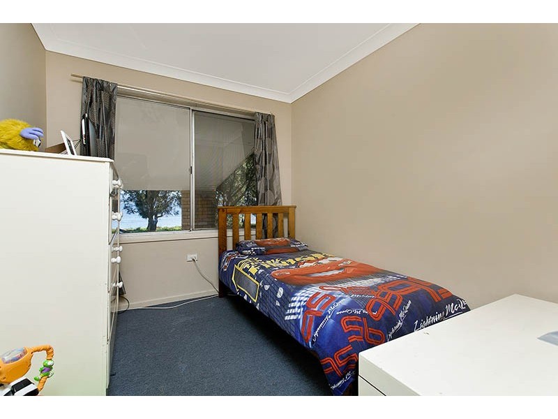 215 Reddall Pde, Mount Warrigal NSW 2528