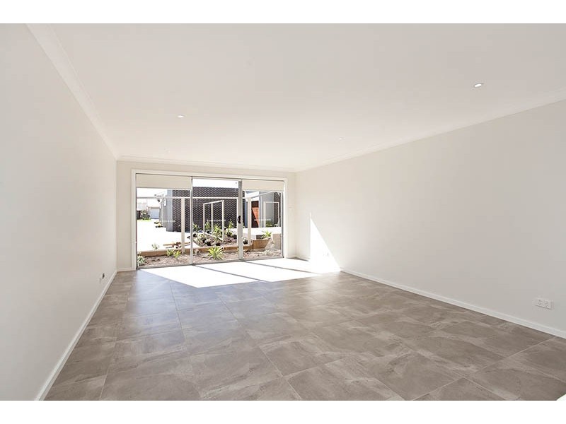 6/32 Coolum Parkway, Shell Cove NSW 2529