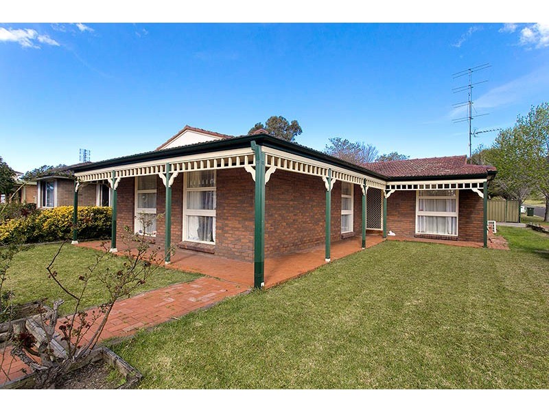 59 Oak Street, Albion Park Rail NSW 2527