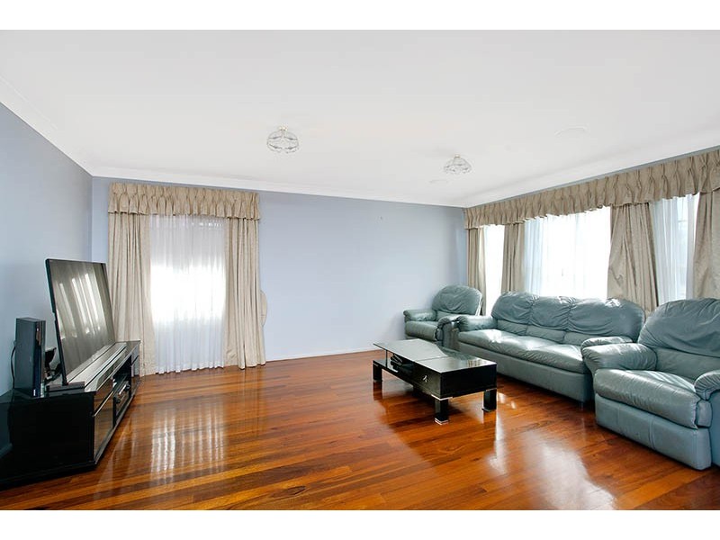 9 Banks Drive, Shell Cove NSW 2529