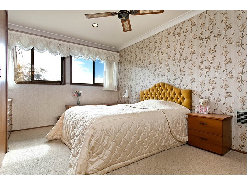 103 Iola Ave, Farmborough Heights NSW 2526