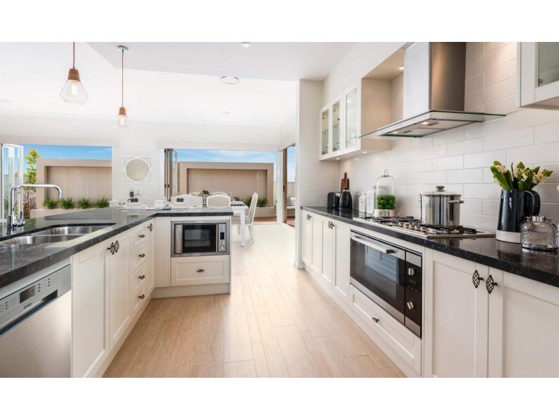 6 Windjammer Crescent, Shell Cove NSW 2529