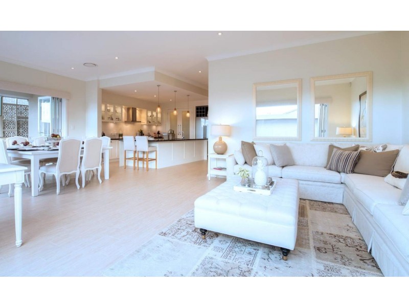 6 Windjammer Crescent, Shell Cove NSW 2529