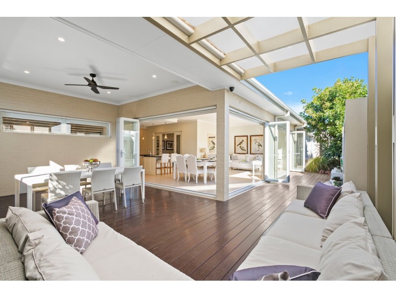 6 Windjammer Crescent, Shell Cove NSW 2529