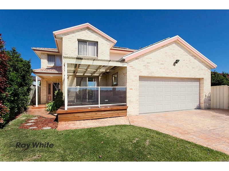 1 Eucumbene Avenue, Flinders NSW 2529