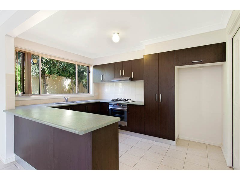 1 Eucumbene Avenue, Flinders NSW 2529
