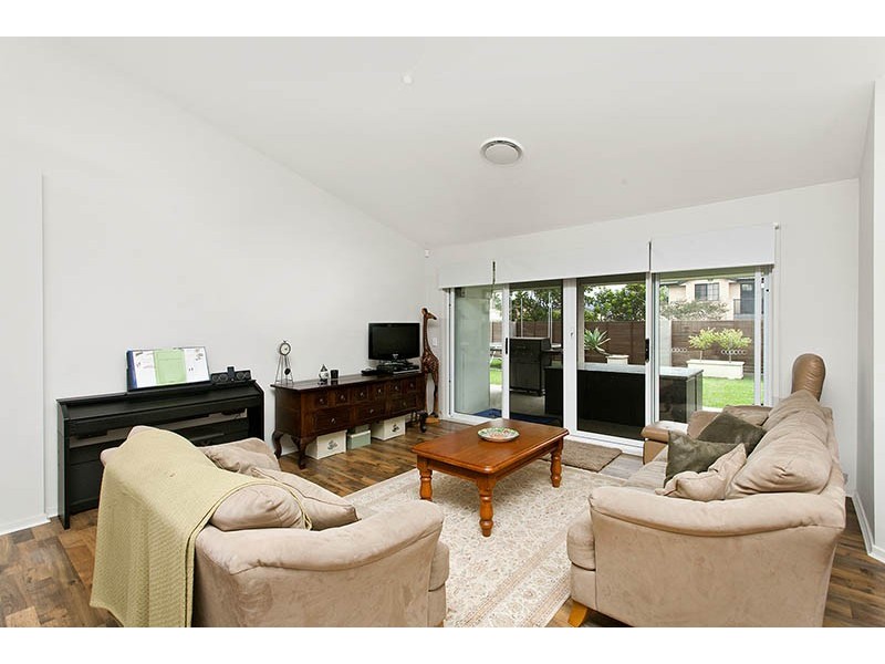 2 Bedarra Court, Shell Cove NSW 2529