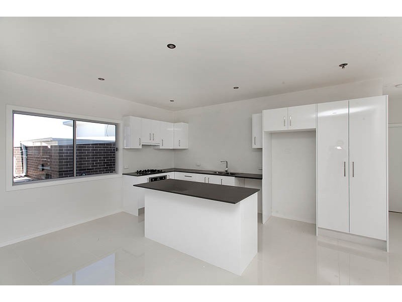 81 Elizabeth Circuit, Flinders NSW 2529