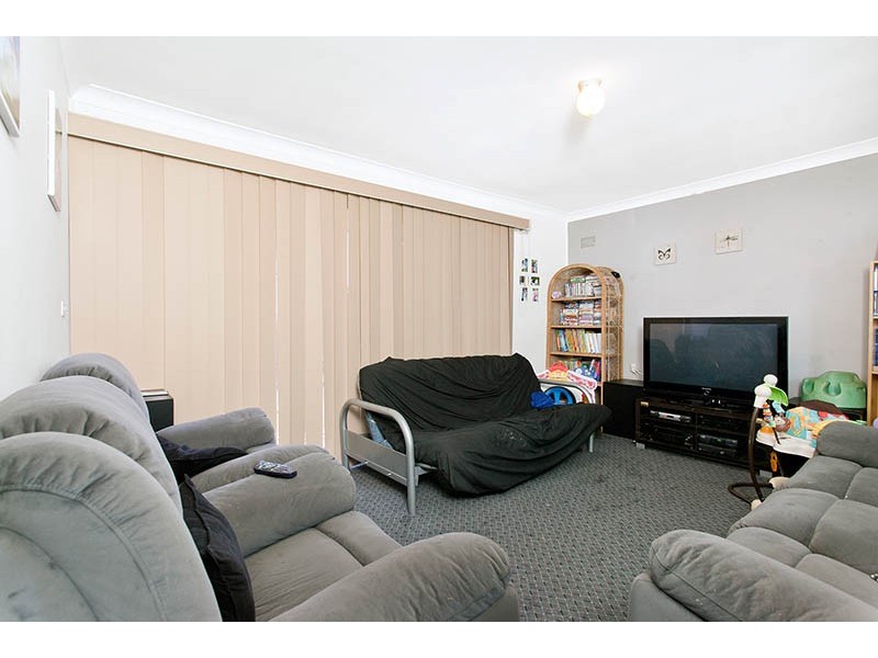 14 Beaton Street, Lake Illawarra NSW 2528