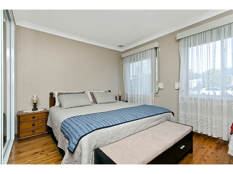 17 Grose Avenue, Barrack Heights NSW 2528