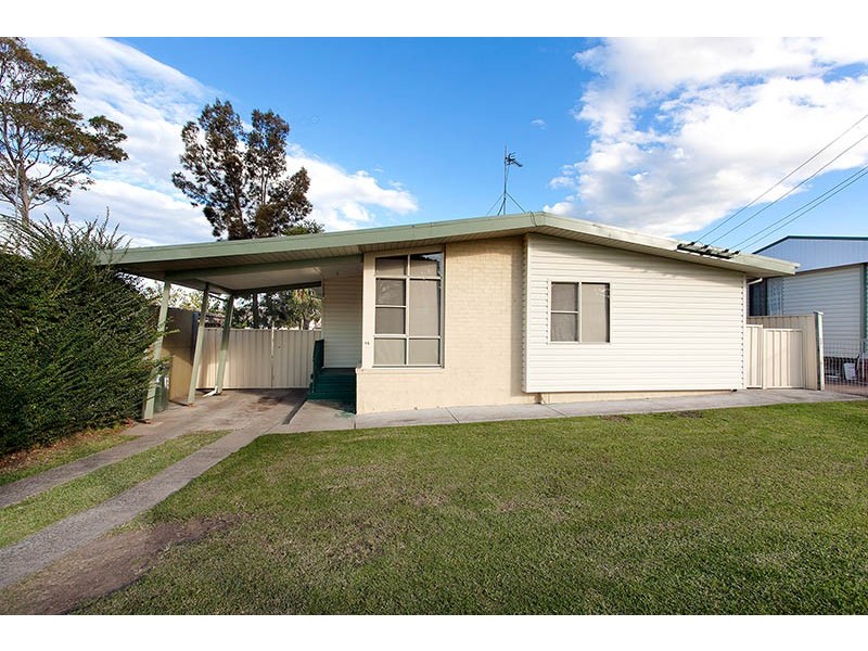 15 Walters Street, Warilla NSW 2528