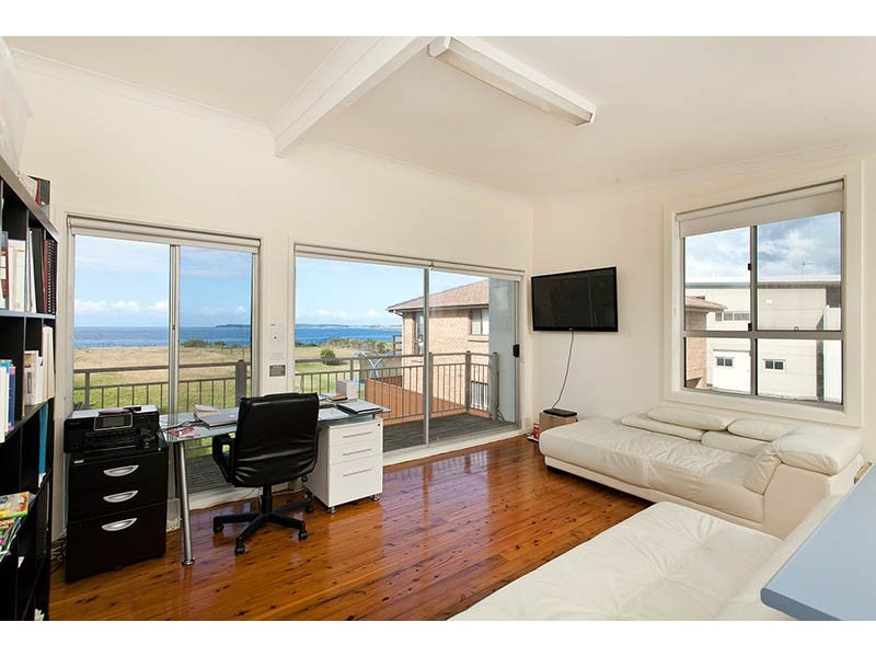 33 Junction Road, Barrack Point NSW 2528