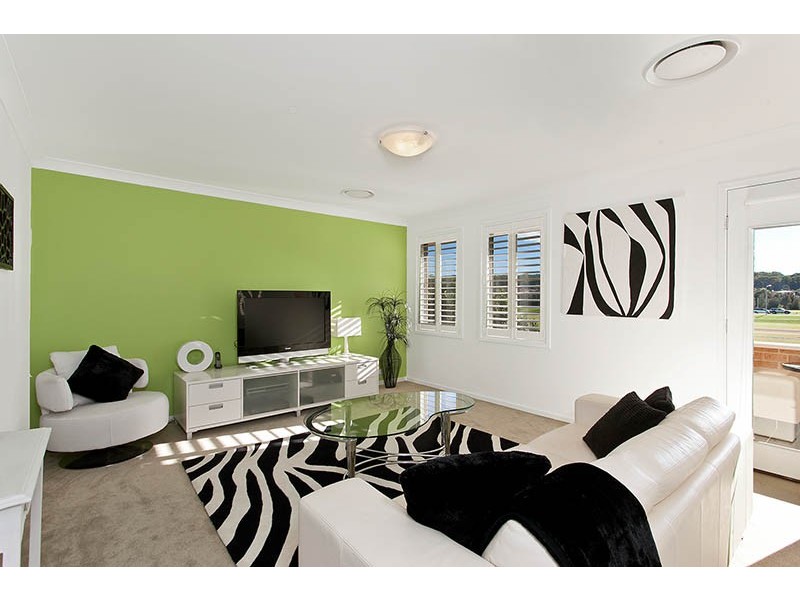 5 Burrinjuck Avenue, Flinders NSW 2529