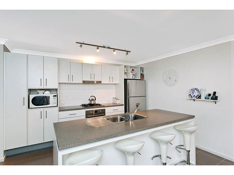 5 Burrinjuck Avenue, Flinders NSW 2529