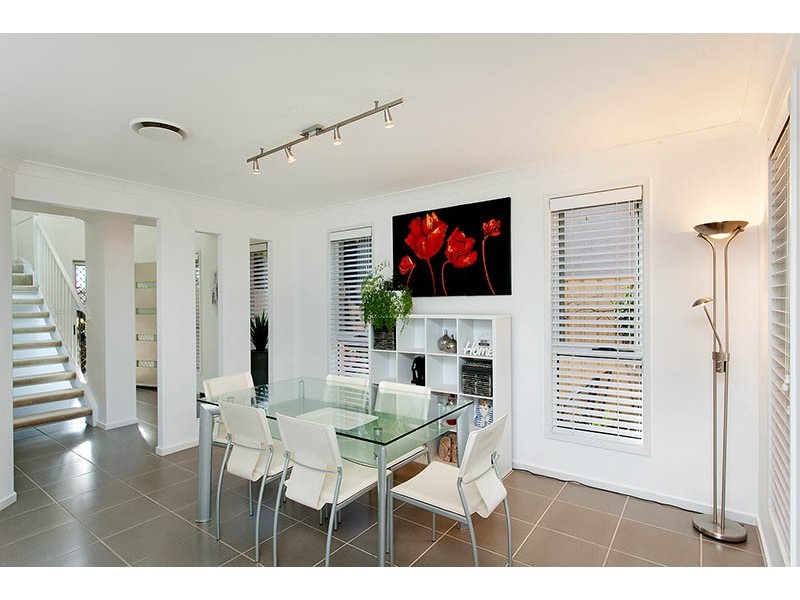 5 Burrinjuck Avenue, Flinders NSW 2529