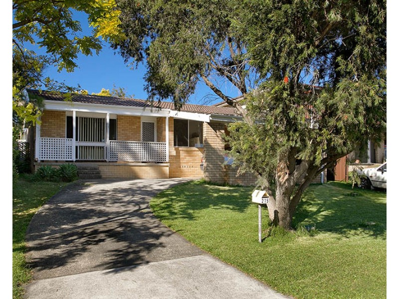215 Reddall Parade, Mount Warrigal NSW 2528