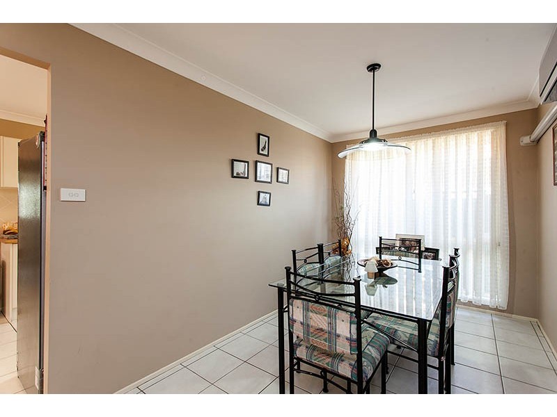 6 Moruya Link, Albion Park NSW 2527