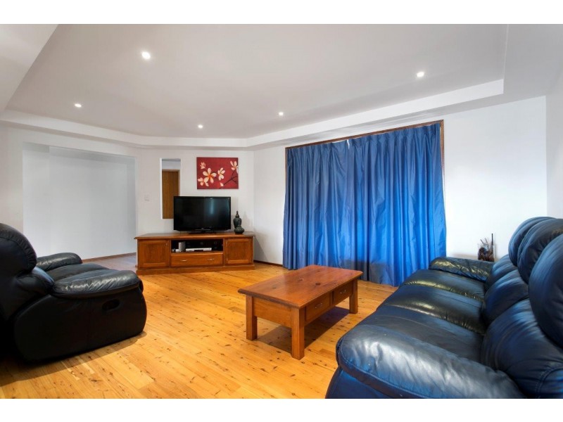 15 Gear Circuit, Albion Park NSW 2527