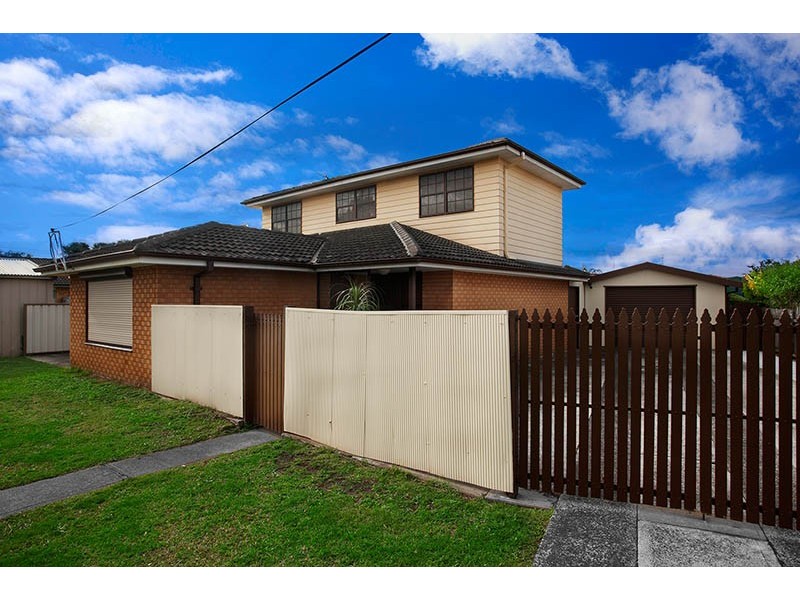 14 Windle Street, Lake Illawarra NSW 2528