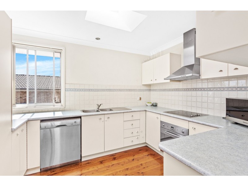 28 Shipton Crescent, Mount Warrigal NSW 2528