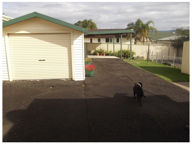 25 Day Street, Lake Illawarra NSW 2528