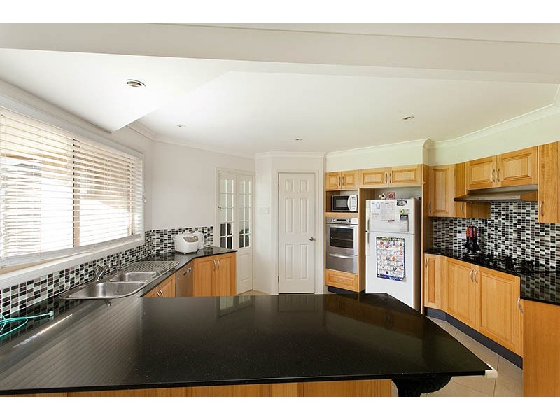 5 Dunk Avenue, Shell Cove NSW 2529