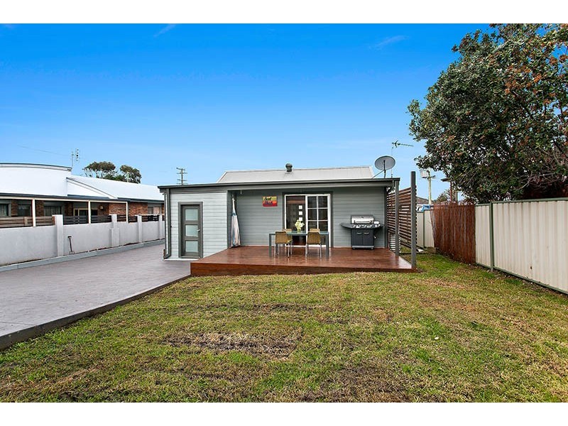 4 Lagoon Street, Barrack Heights NSW 2528
