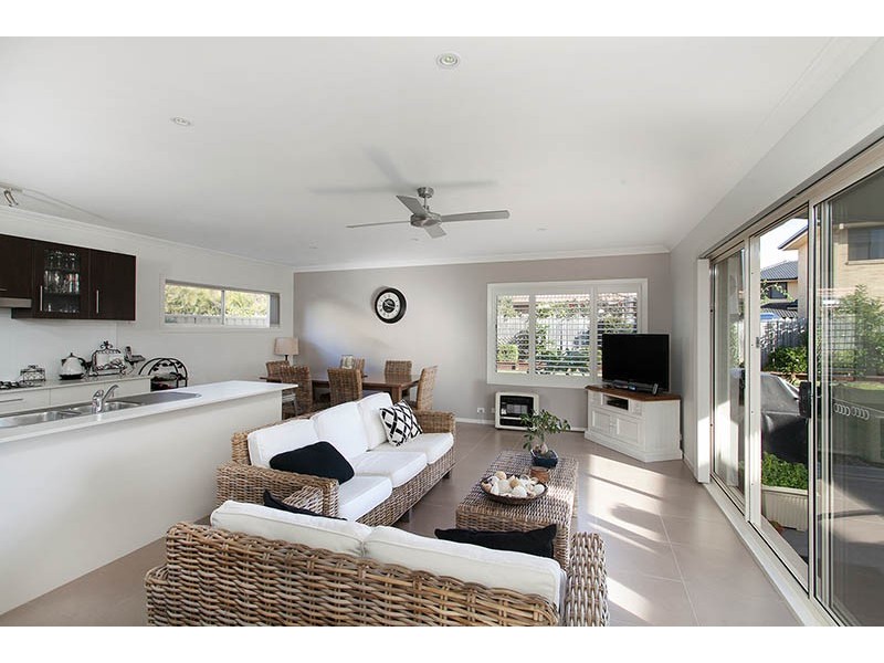 69 Munmorah Circuit, Flinders NSW 2529