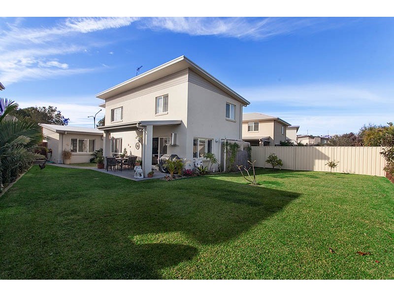 69 Munmorah Circuit, Flinders NSW 2529