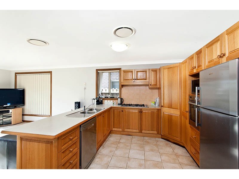 5 Woodburn Terrace, Flinders NSW 2529
