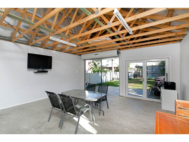 22 Park Road, Lake Illawarra NSW 2528