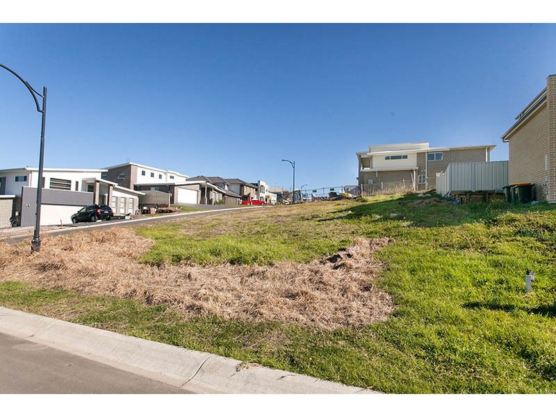 8 Kooralbyn Place, Shell Cove NSW 2529